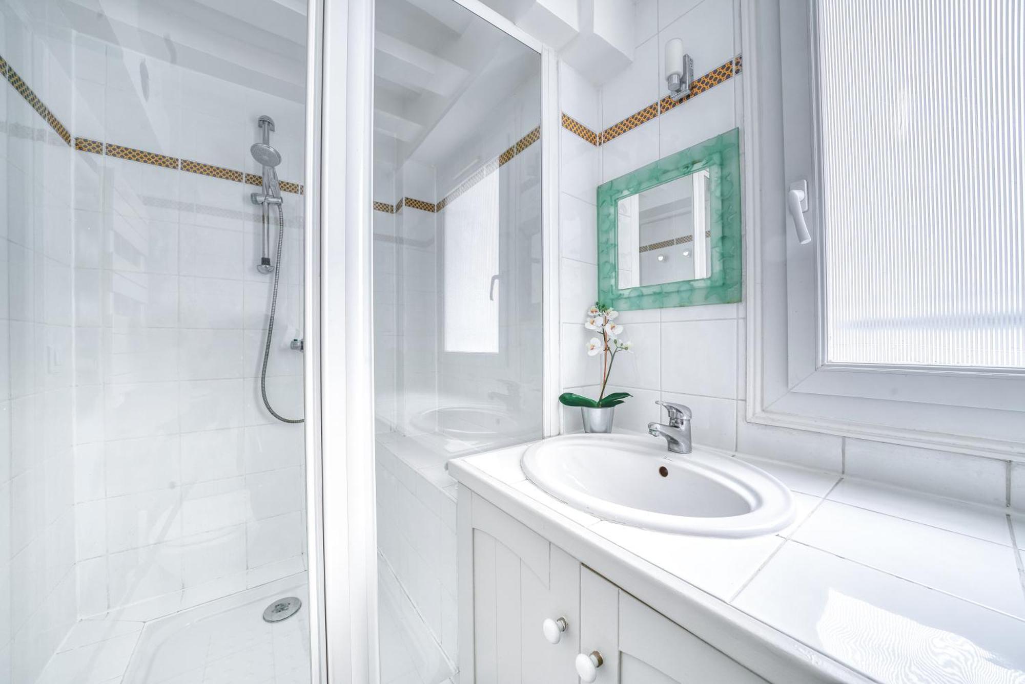 Unique & Beautiful Duplex In Saint-Germain Lejlighed Paris Eksteriør billede