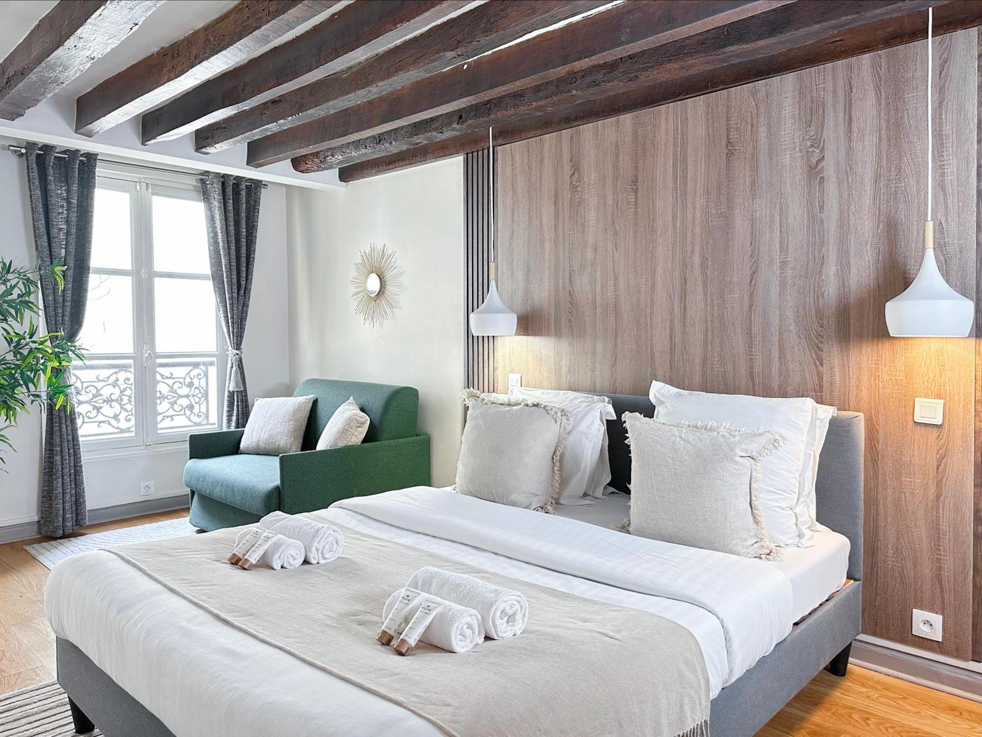Unique & Beautiful Duplex In Saint-Germain Lejlighed Paris Eksteriør billede