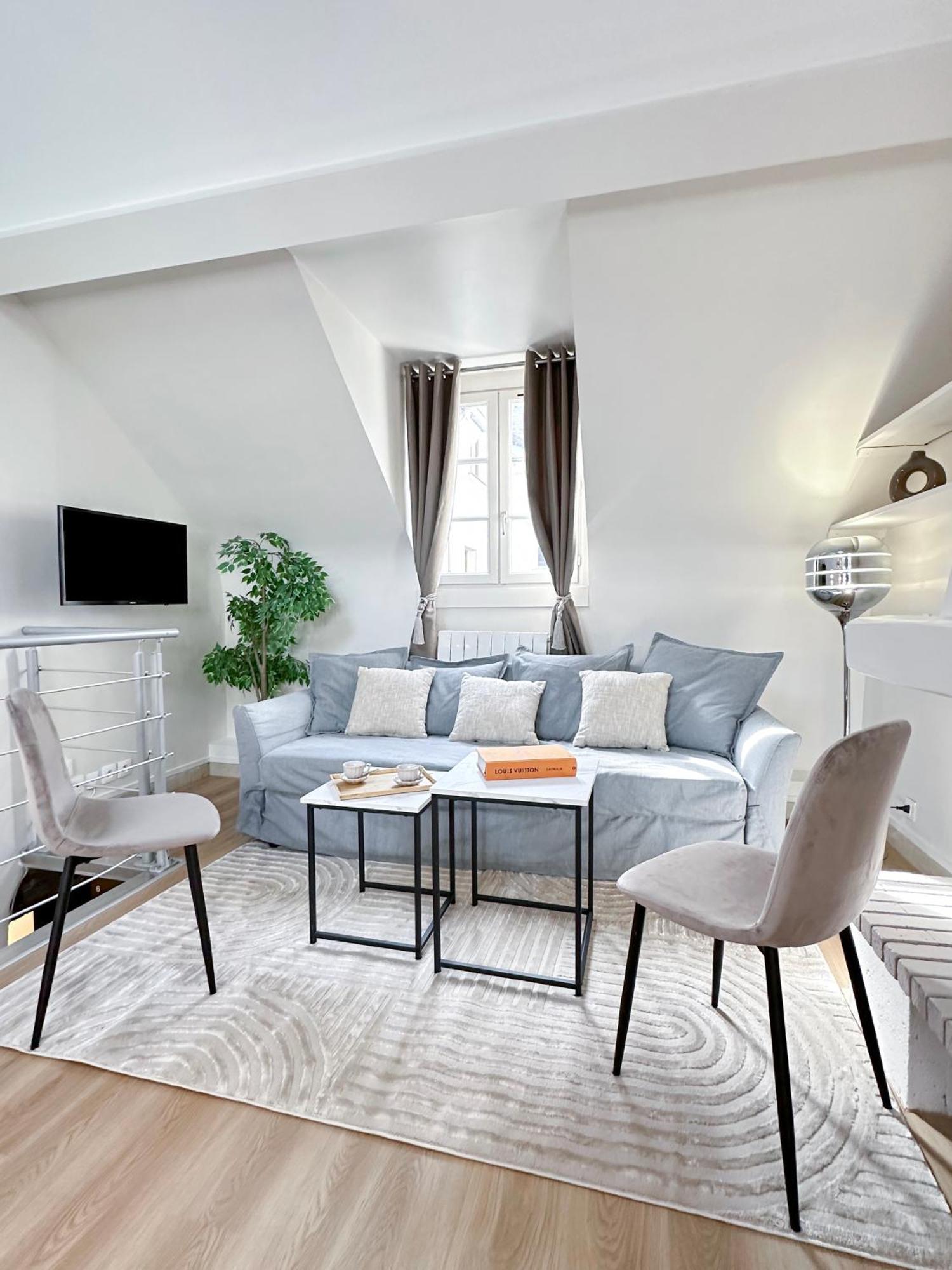 Unique & Beautiful Duplex In Saint-Germain Lejlighed Paris Eksteriør billede